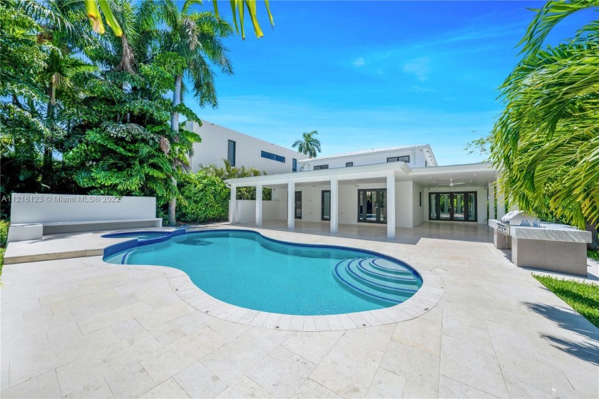 NEWLY RENOVATED PRISTINE WHITE TROPICAL VILLA OVERLOOKING - Beach Home for sale in Miami  Beach, Florida on Beachhouse.com