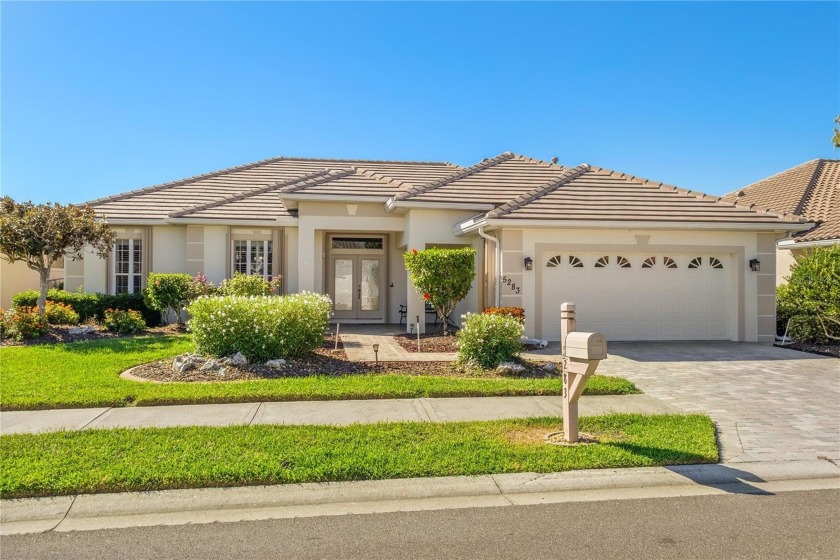 Come enjoy this impeccably kept beautiful 3 bedroom 2 bath - Beach Home for sale in North Port, Florida on Beachhouse.com
