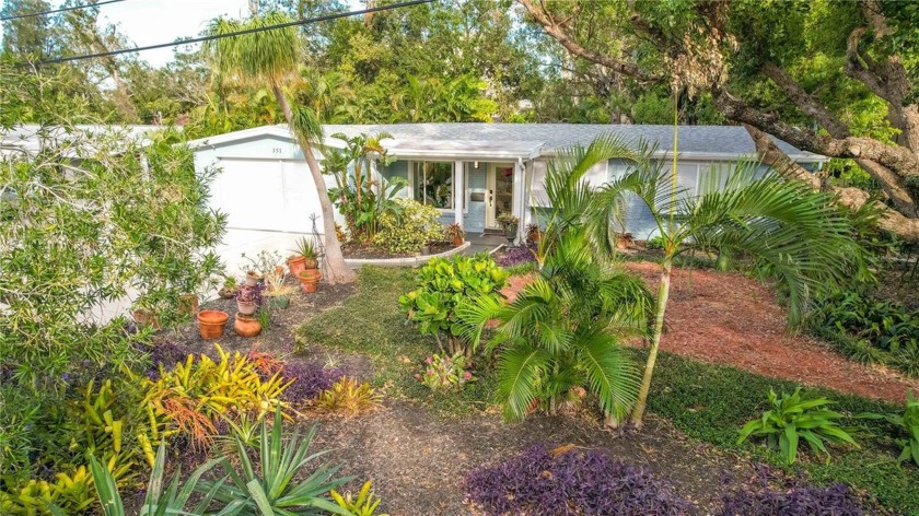 Charming, Key West inspired home located in the town of Belleair - Beach Home for sale in Belleair Beach, Florida on Beachhouse.com