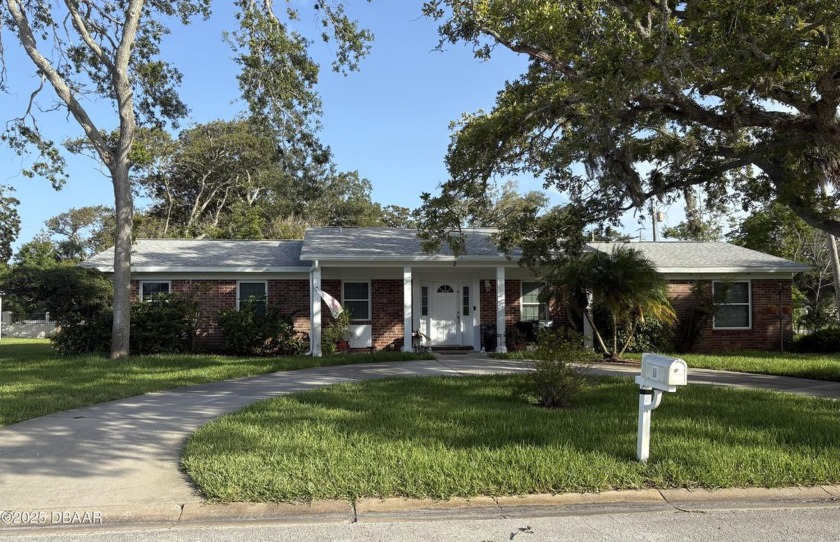 Welcome to this beautifully maintained 4 bedroom, 2 bathroom - Beach Home for sale in Ormond Beach, Florida on Beachhouse.com