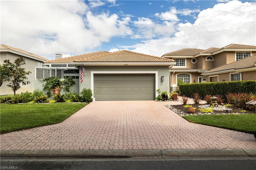 This Beautiful 2+Den free-standing Augusta model featuring a - Beach Home for sale in Naples, Florida on Beachhouse.com