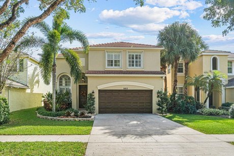 Live In Paradise!! This 4/2.5 Pool Home was completely Renovated - Beach Home for sale in Wellington, Florida on Beachhouse.com