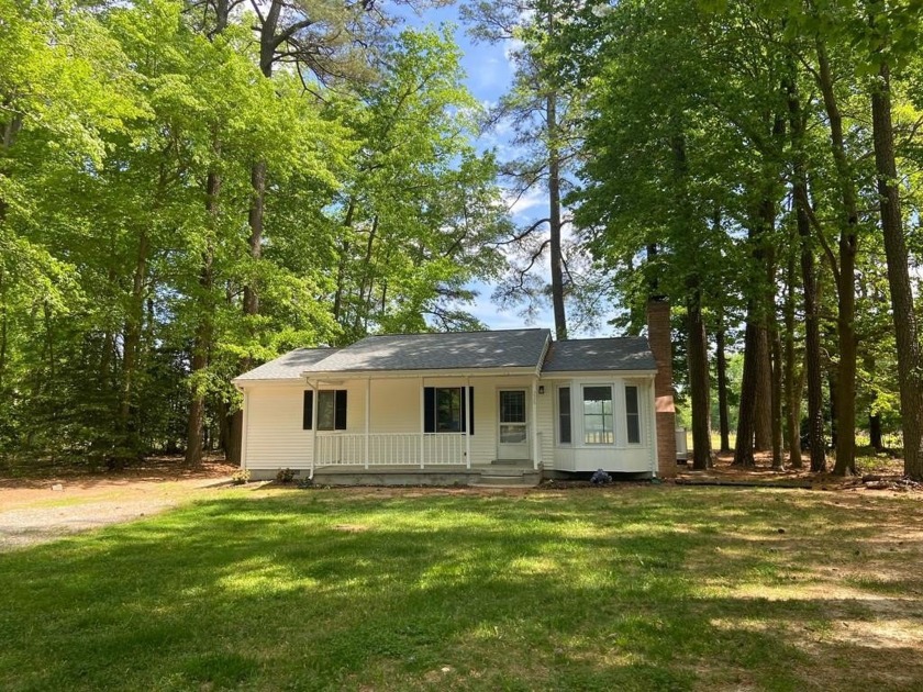 The perfect summer house or cozy year around living! Located in - Beach Home for sale in Heathsville, Virginia on Beachhouse.com