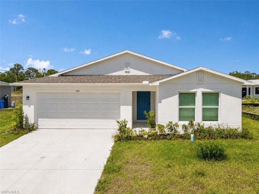 Great opportunity in Lehigh Acres, ZIP code 33974. This property - Beach Home for sale in Lehigh Acres, Florida on Beachhouse.com