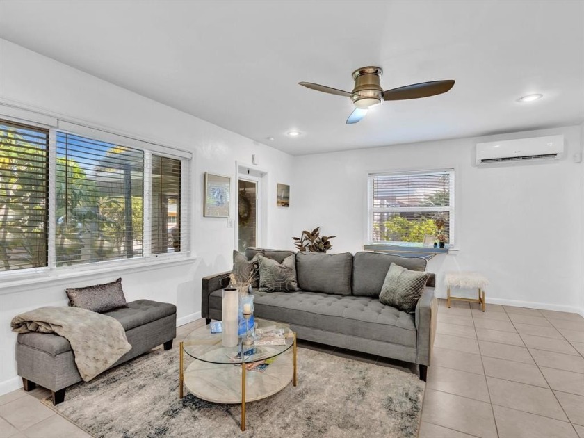 $45K+ PRICE IMPROVEMENT!!! One-of-a-kind midcentury gem in Lake - Beach Home for sale in Fort Lauderdale, Florida on Beachhouse.com