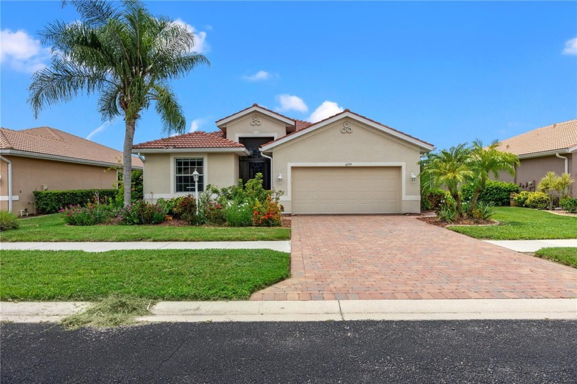 An outdoor paradise ...Minutes from Gulf coast beaches, 7 - Beach Home for sale in North Port, Florida on Beachhouse.com