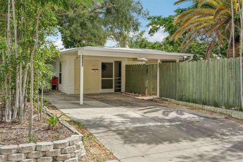 Welcome to the Blossom Brook Cottage, nestled within the serene - Beach Home for sale in Sarasota, Florida on Beachhouse.com