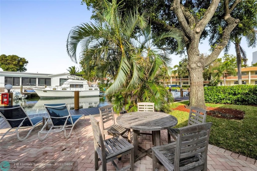 Welcome to your waterfront oasis! This 2/2 villa offers the - Beach Condo for sale in Pompano Beach, Florida on Beachhouse.com