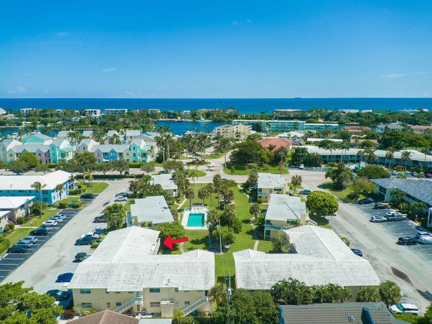 Experience the best of Lighthouse Point in this updated 2BR/2BA - Beach Condo for sale in Lighthouse Point, Florida on Beachhouse.com