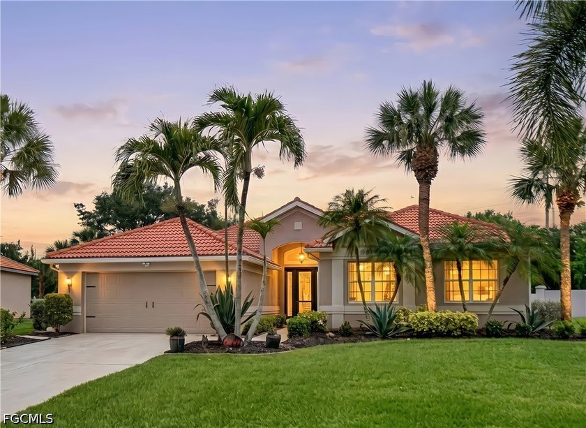 Welcome to this beautifully situated 3bedroom 2 bath - Beach Home for sale in Fort Myers, Florida on Beachhouse.com