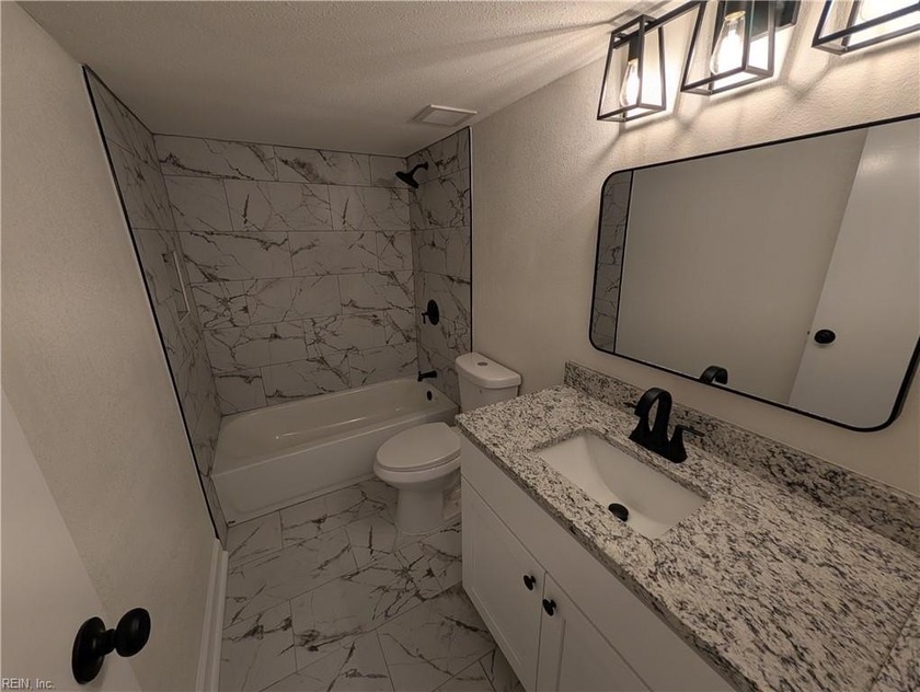 Come see this lovely updated 2 bedroom, 2 full bath condo with - Beach Condo for sale in Virginia Beach, Virginia on Beachhouse.com