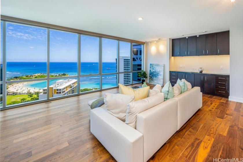 If you are looking for a luxury penthouse condo that gives you a - Beach Condo for sale in Honolulu, Hawaii on Beachhouse.com