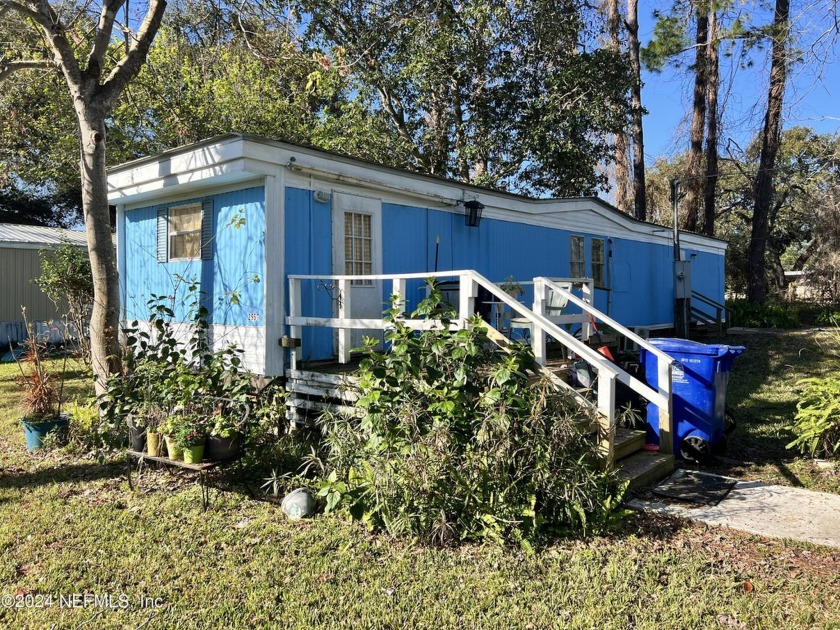 Mobile Home for sale on a fantastic piece of property. Just - Beach Home for sale in St Augustine, Florida on Beachhouse.com