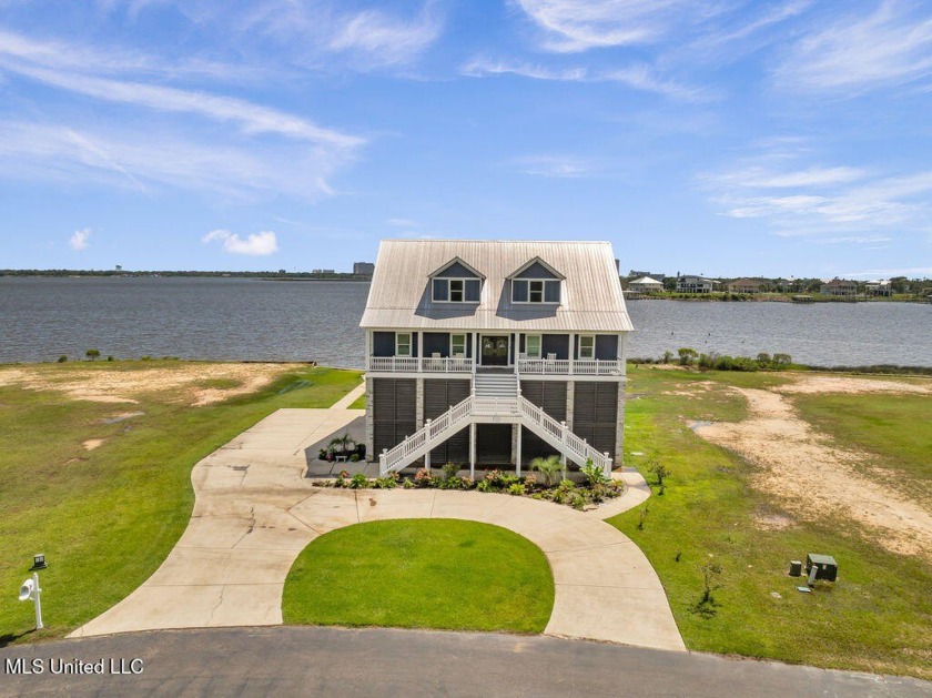 A True Waterfront Oasis on the Biloxi Back Bay&#8232;Located in - Beach Home for sale in Biloxi, Mississippi on Beachhouse.com