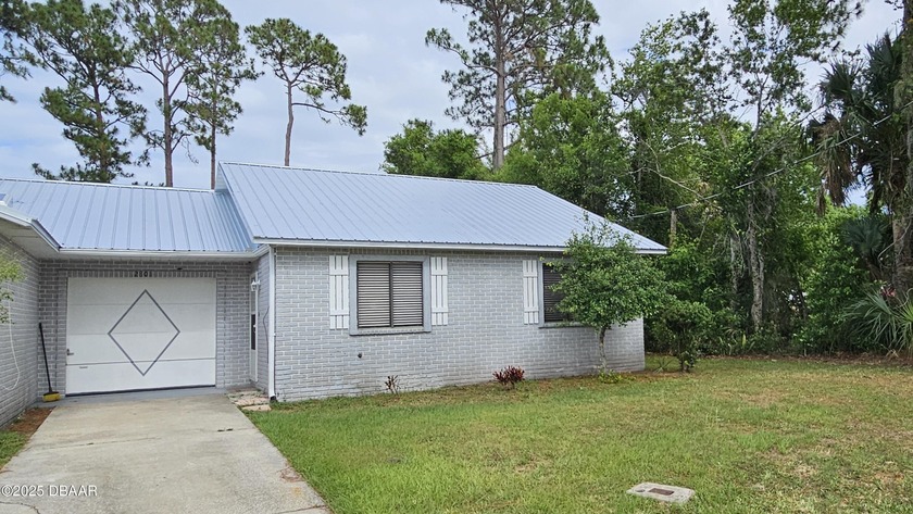 FAMILY SITUATION CAUSED BUYER TO LET THIS HOME GO - DON'T MISS - Beach Home for sale in New Smyrna Beach, Florida on Beachhouse.com