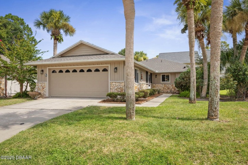 Tranquil Living in a Prestigious Ormond Beach Golf Course - Beach Home for sale in Ormond Beach, Florida on Beachhouse.com