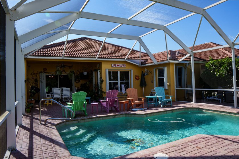 Welcome to 8058 Via Hacienda, a well-maintained home in a - Beach Home for sale in Riviera Beach, Florida on Beachhouse.com