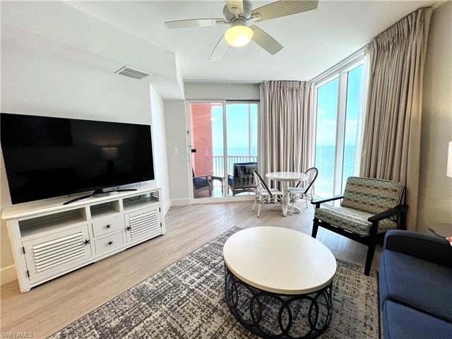 Right on our beautiful island, Pink Shell Resort TOP FLOOR fully - Beach Condo for sale in Fort Myers Beach, Florida on Beachhouse.com