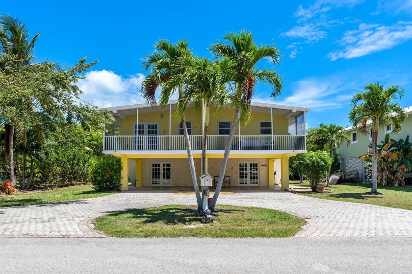 Built to Last! This spacious 3-bedroom 2 bathroom home in - Beach Home for sale in Key Largo, Florida on Beachhouse.com