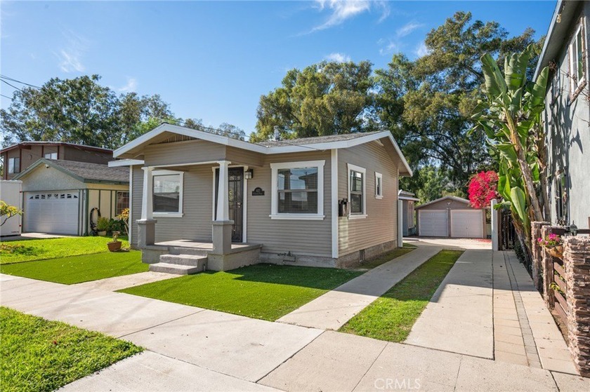 Charming Craftsman-style duplex (or two separate homes) situated - Beach Townhome/Townhouse for sale in San Pedro, California on Beachhouse.com