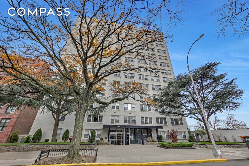 This bright, quiet, 620 square-foot, 1-bedroom, 1-bath, 5-closet - Beach Condo for sale in Brooklyn, New York on Beachhouse.com