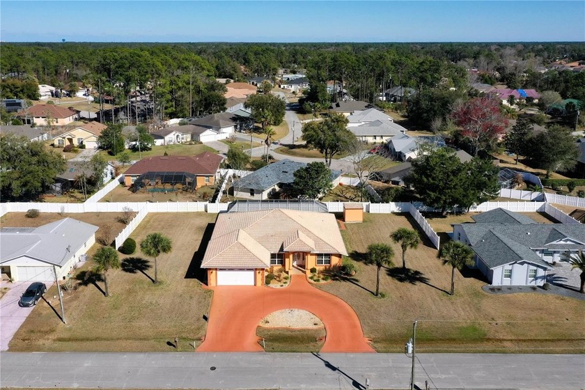 Welcome to 34 Woodfield Drive, a beautifully maintained - Beach Home for sale in Palm Coast, Florida on Beachhouse.com