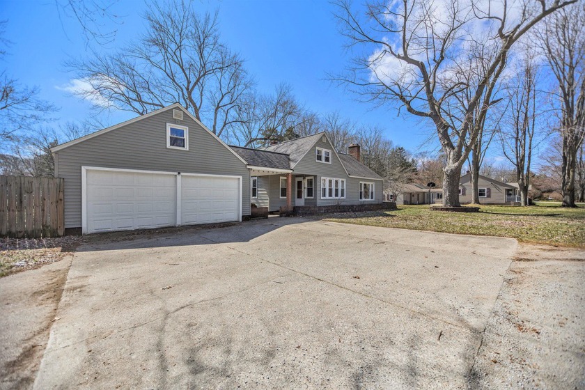Looking for something with character and charm? Then you'll love - Beach Home for sale in Norton Shores, Michigan on Beachhouse.com