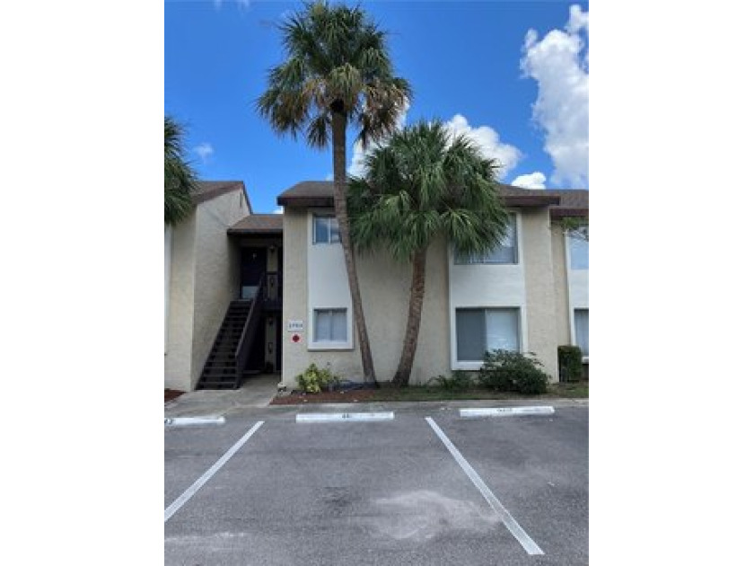 Experience the best of Hidden Lake Village in this charming 2 - Beach Condo for sale in Sarasota, Florida on Beachhouse.com