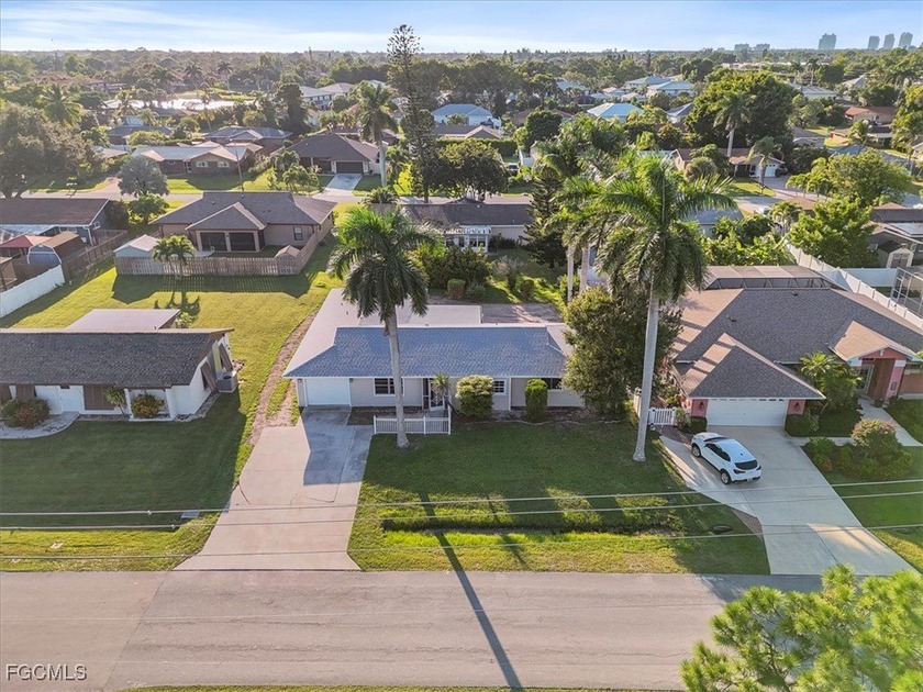 Beautifully updated single-family home featuring 4 bedrooms, 3 - Beach Home for sale in Bonita Springs, Florida on Beachhouse.com
