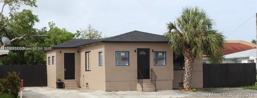 Investor/Developer Special! Located in Hallandale's West - Beach Home for sale in Hallandale Beach, Florida on Beachhouse.com