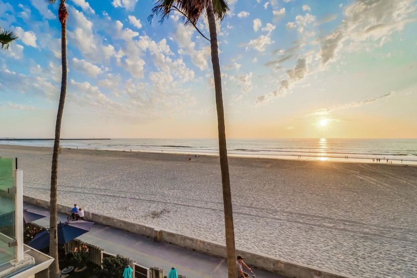 Discover the ultimate oceanfront lifestyle with this luxurious - Beach Townhome/Townhouse for sale in San Diego, California on Beachhouse.com
