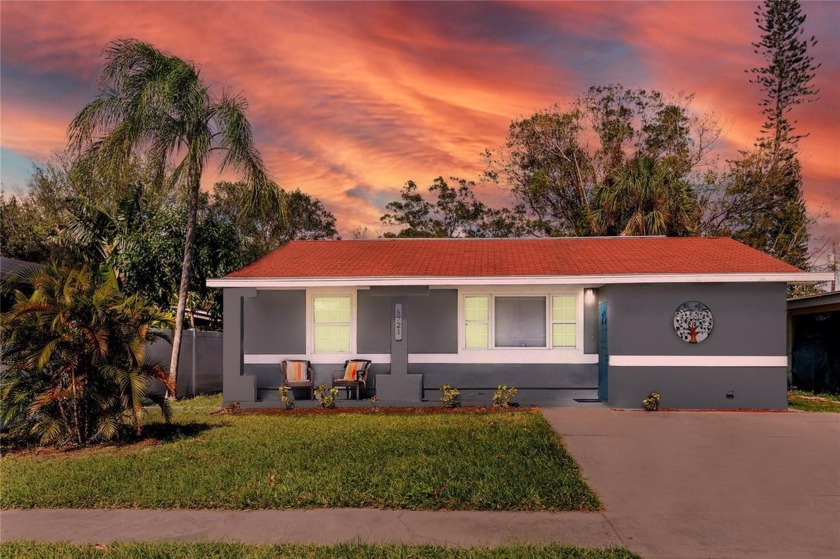 Prepare to fall in love with this beautifully updated 3 bedroom - Beach Home for sale in Gulfport, Florida on Beachhouse.com