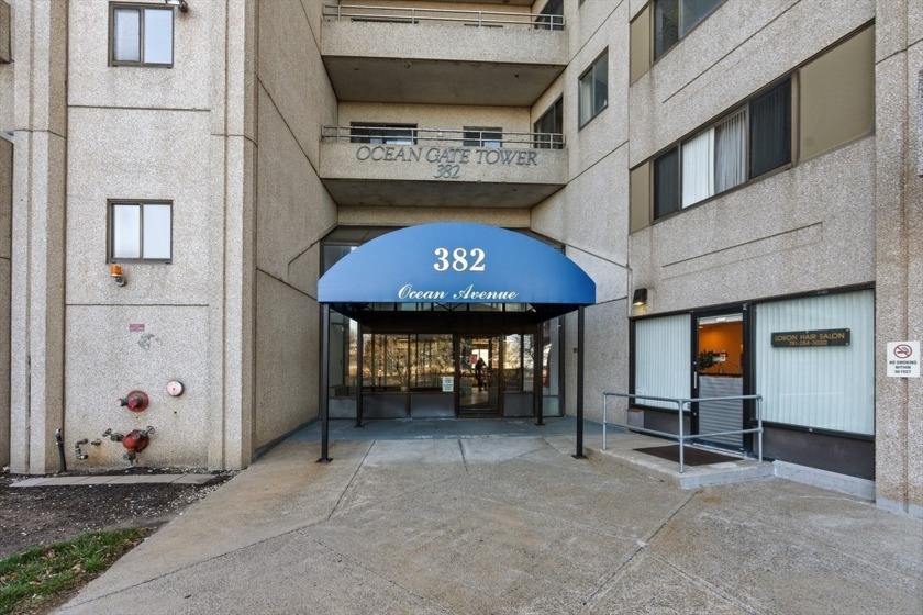 BACK ON THE MARKET! Welcome to Unit 705 of the Ocean Gate Tower - Beach Condo for sale in Revere, Massachusetts on Beachhouse.com