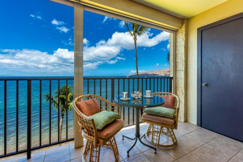 Beautiful 1BD, Beachfront Condo -Kihei Beach #507 - Beach Vacation Rentals in Kihei, Maui, HI on Beachhouse.com