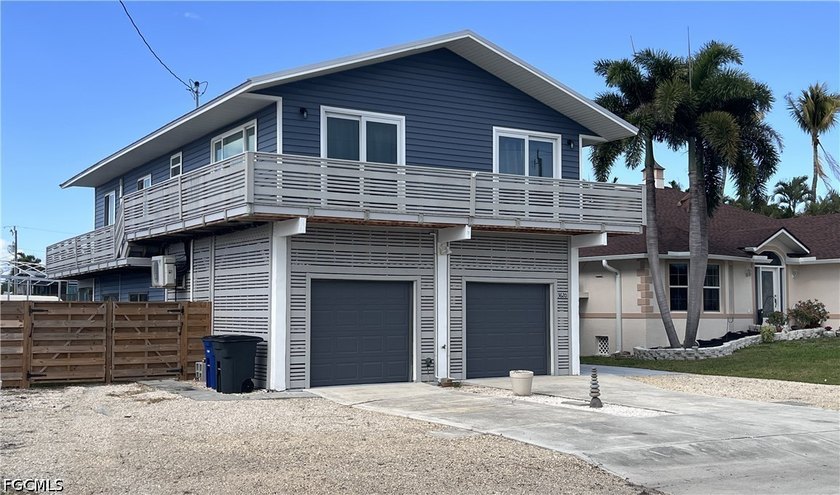 This is the perfect home for you and your boats! Come see this - Beach Home for sale in St. James City, Florida on Beachhouse.com