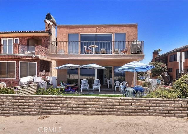 ONE OF ONLY 2 OF THE FINEST OCEAN FRONT CORNERS IN WEST NEWPORT - Beach Townhome/Townhouse for sale in Newport Beach, California on Beachhouse.com
