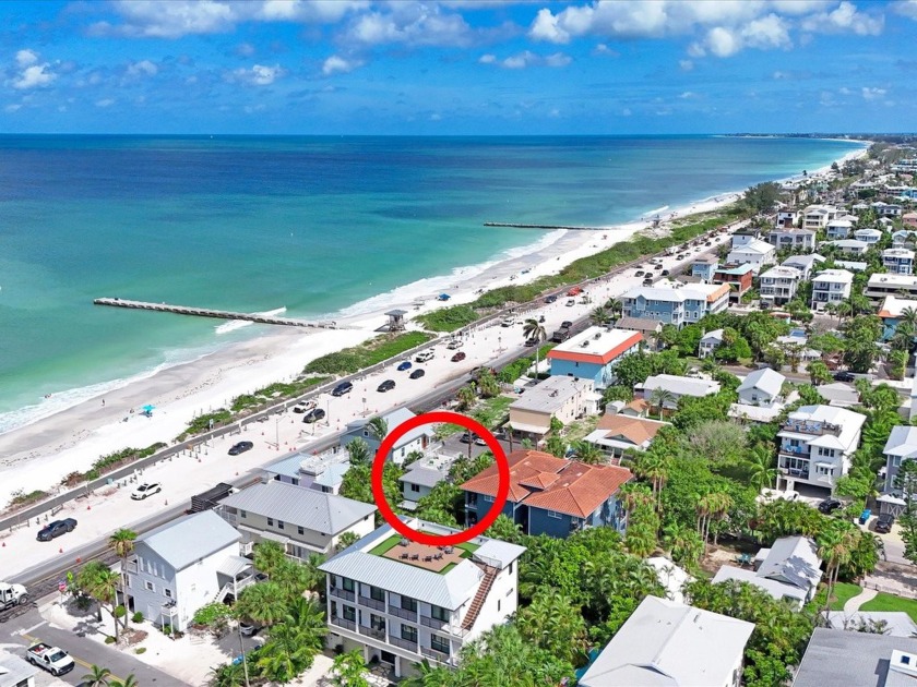 LOCATION, LOCATION, LOCATION! Discover your perfect beach - Beach Home for sale in Bradenton Beach, Florida on Beachhouse.com