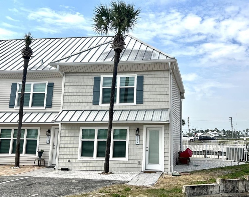 Welcome to Fishermen's Paradise, a beautifully decorated - Beach Home for sale in Mexico Beach, Florida on Beachhouse.com