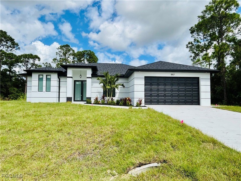 Discover the perfect blend of elegance and comfort in this - Beach Home for sale in Lehigh Acres, Florida on Beachhouse.com
