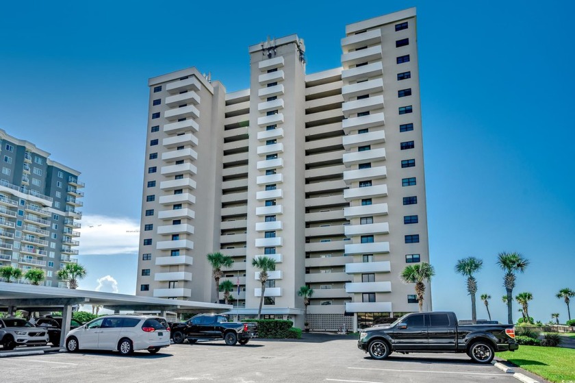 Look no Further! This 2 bedroom / 2 bath condo is a rare gem - Beach Condo for sale in Myrtle Beach, South Carolina on Beachhouse.com
