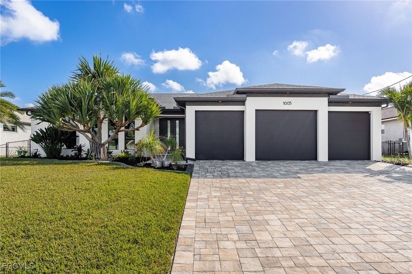 Your dream home just hit the market... but it won't last long! - Beach Home for sale in Cape Coral, Florida on Beachhouse.com