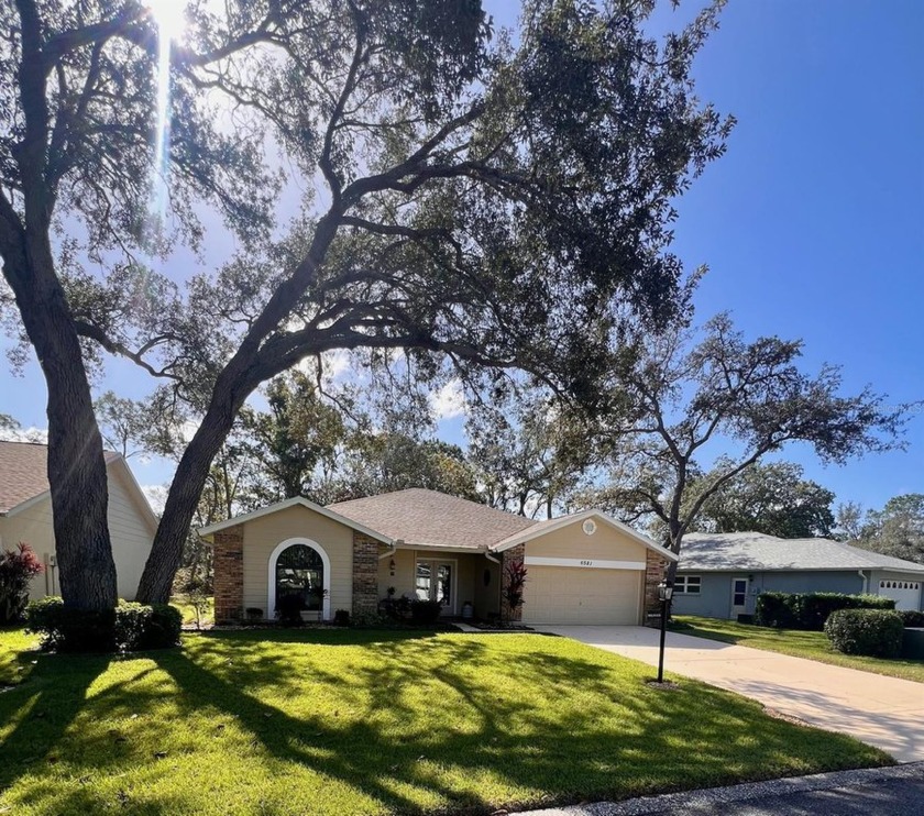 Discover a beautifully maintained 2-bedroom, 2-bathroom - Beach Home for sale in Spring Hill, Florida on Beachhouse.com