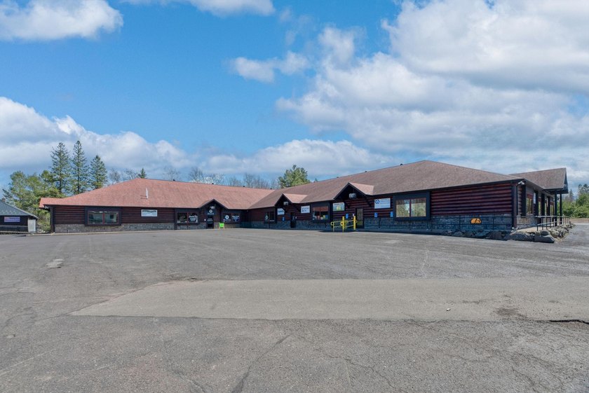 Exceptional opportunity to acquire a multifunctional commercial - Beach Commercial for sale in Ironwood, Michigan on Beachhouse.com