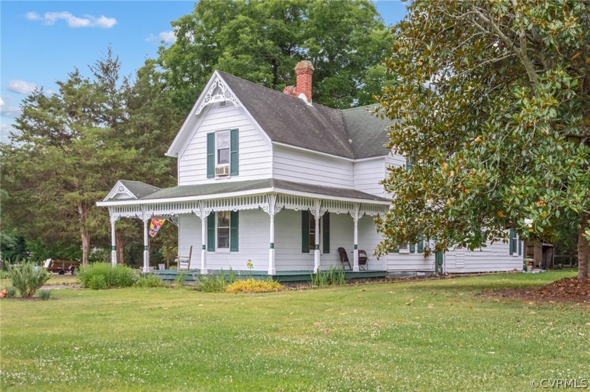 Quaint Claremont near the James River, private town beach - Beach Home for sale in Claremont, Virginia on Beachhouse.com