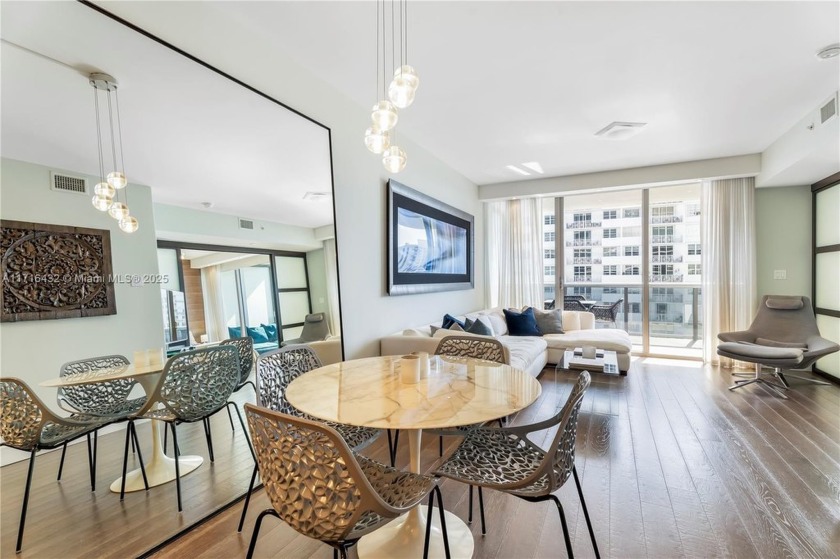 Fully furnished 1 bedroom 1.5 bathroom South facing unit at the - Beach Condo for sale in Miami Beach, Florida on Beachhouse.com