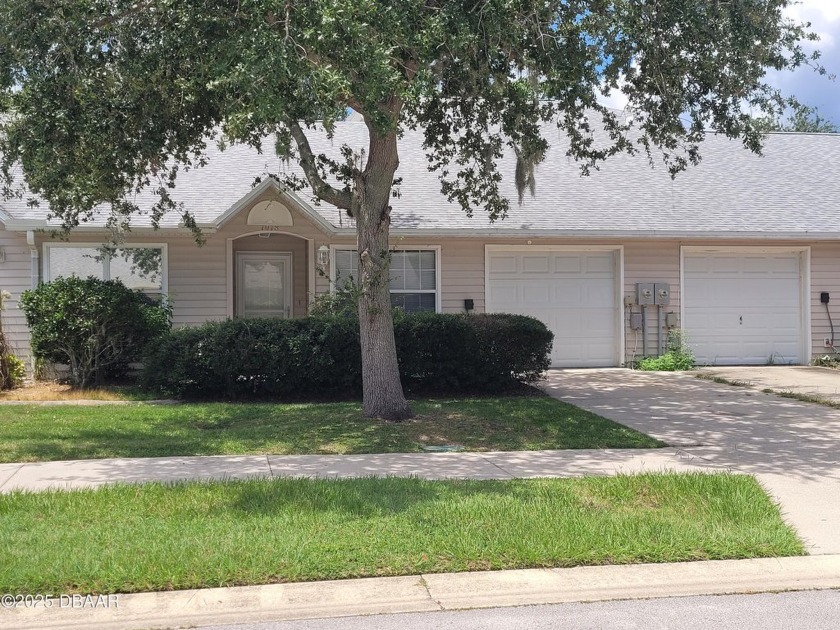 Fantastic Town House built in 2003 and loaded with features! - Beach Townhome/Townhouse for sale in Holly Hill, Florida on Beachhouse.com