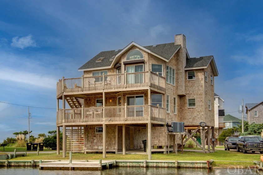 Whether you are looking for a year-round residence, vacation - Beach Home for sale in Avon, North Carolina on Beachhouse.com