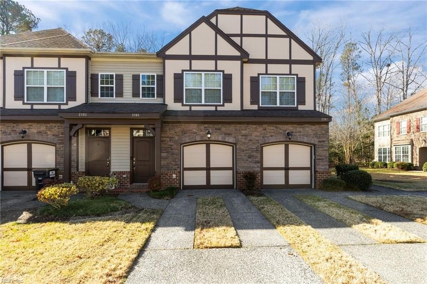 Move-in ready condo in the sought-after Eagle Harbor community! - Beach Condo for sale in Carrollton, Virginia on Beachhouse.com