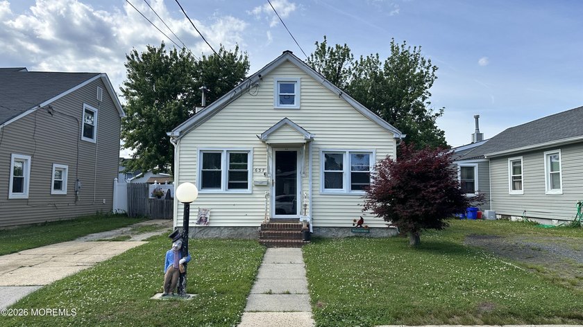 Welcome to coastal living at its finest! This charming 2 bd, 1 - Beach Home for sale in Union Beach, New Jersey on Beachhouse.com