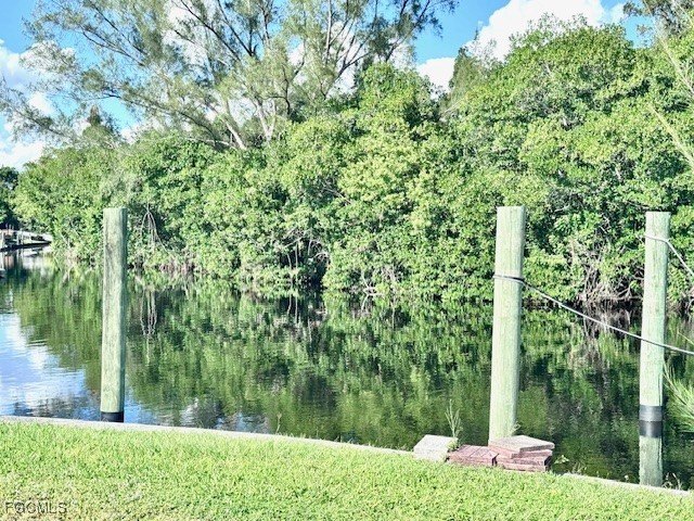 Waterfront Lot on IBIS Island in Old Bridge Village - Your Dream - Beach Lot for sale in North Fort Myers, Florida on Beachhouse.com